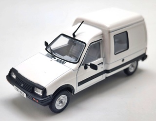 CITRO�N C15 BLANC 1/43