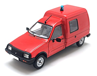 CITROËN C15 ROUGE 1/43