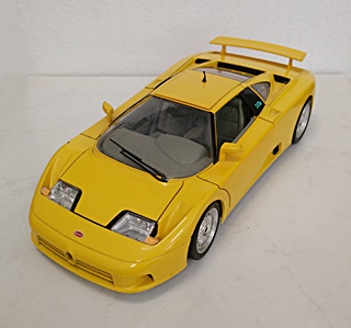 BUGATTI EB 110 1/18