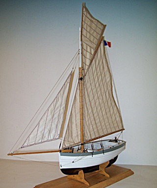 (2) COTRE DE PECHE LE RIGEL 1/20