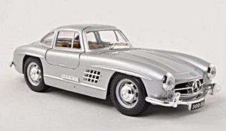 MERCEDES BENZ 300SL 1954 1/18