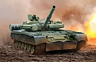 - RUSSIE T80 BV 1/72